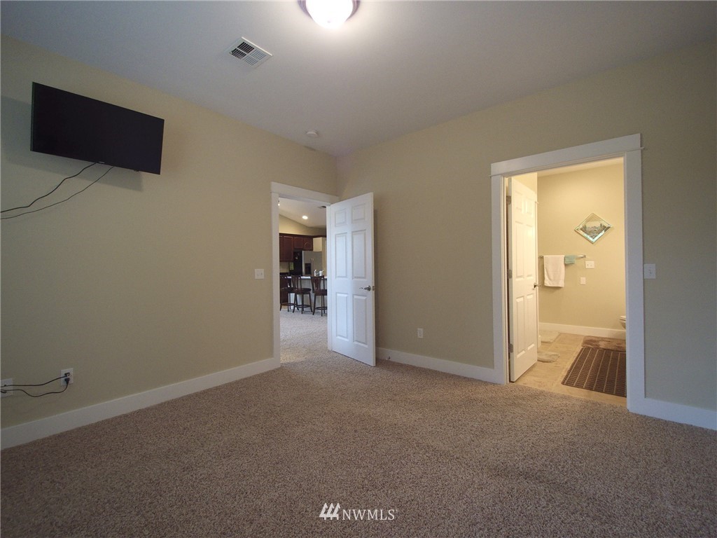 111 Pinehurst Loop Sequim, WA 98382 - Photo 10 of 25