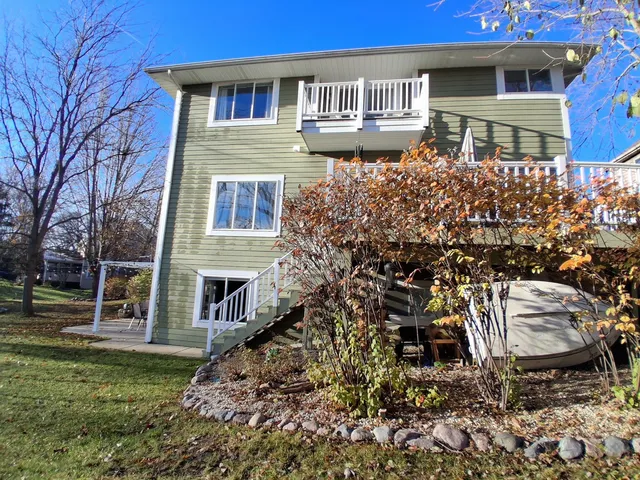 $595,000 | 980 Dakota Drive, Woodstock, IL 60098