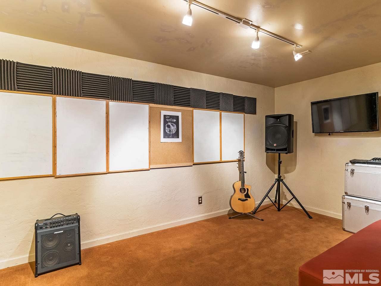 14748 Pine Knolls Lane Reno, NV 89521 - Photo 10 of 33 a view of a room with gym equipment