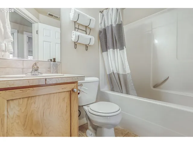 $449,900 | 17395 Southwest Vincent Street, Beaverton, OR 97078