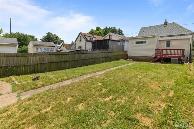 $114,900 | 4035 Schiller Place, St. Louis, MO 63116