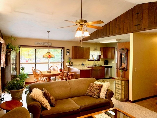 10747 Diamond Park Road Interlochen, MI 49643 - Photo 9 of 46 1869162-8.JPG