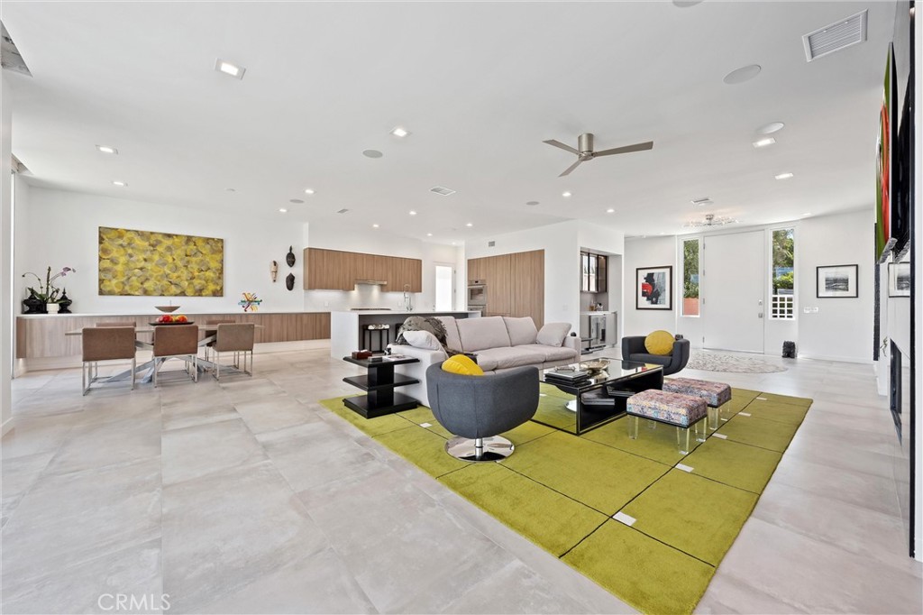 47090 Amir Drive Palm Desert, CA 92260 - Photo 12 of 49 Great Room