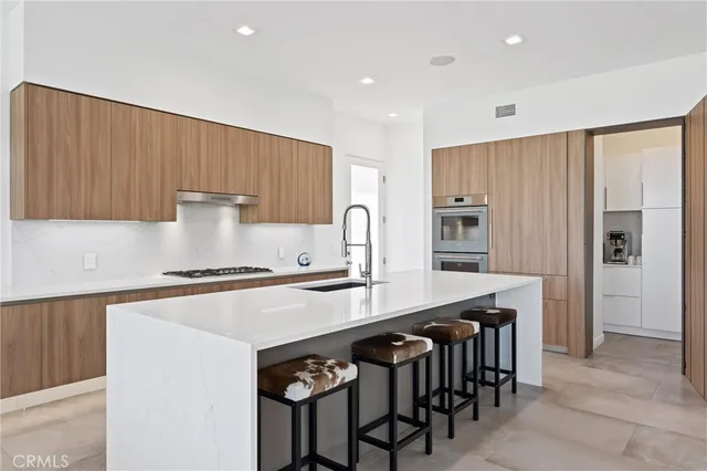 $2,475,000 | 47090 Amir Drive, Palm Desert, CA 92260