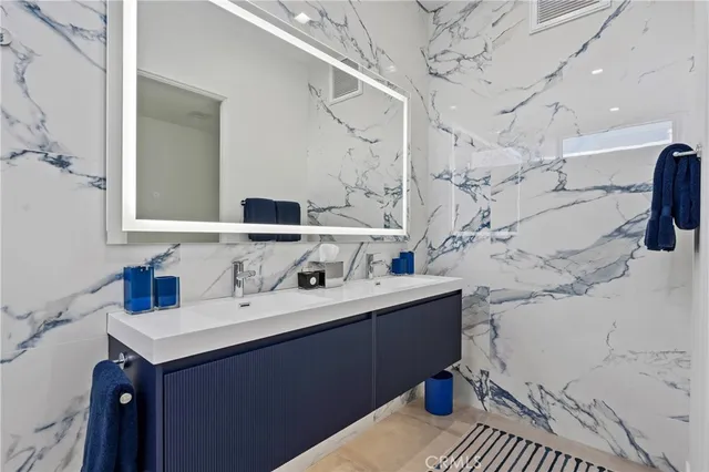 $2,475,000 | 47090 Amir Drive, Palm Desert, CA 92260