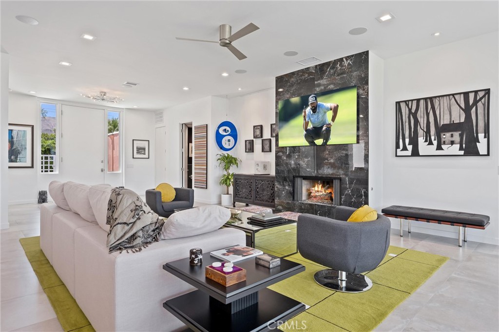47090 Amir Drive Palm Desert, CA 92260 - Photo 9 of 49 Great Room