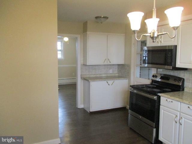 3646 Water Tank Road Manchester, MD 21102 - Photo 5 of 19 Kitchen