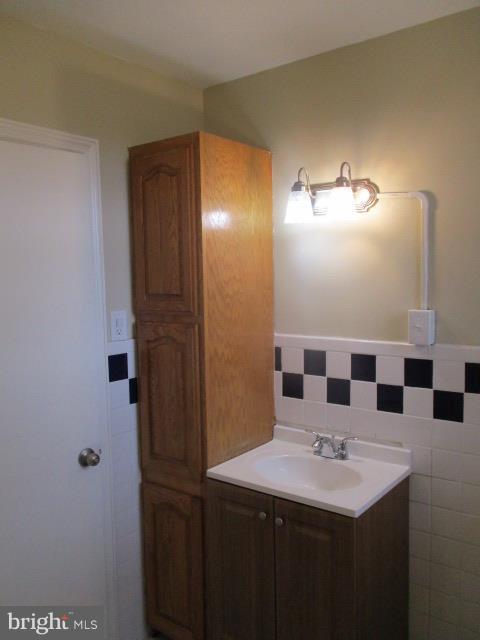 3646 Water Tank Road Manchester, MD 21102 - Photo 10 of 19 Bath