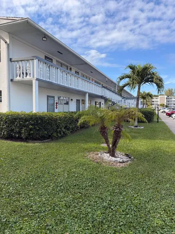 $139,900 | 104 Oakridge H, Unit H, Deerfield Beach, FL 33442