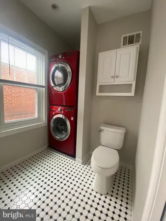 $2,500 | 140 Walnut Avenue, Ardmore, PA 19003