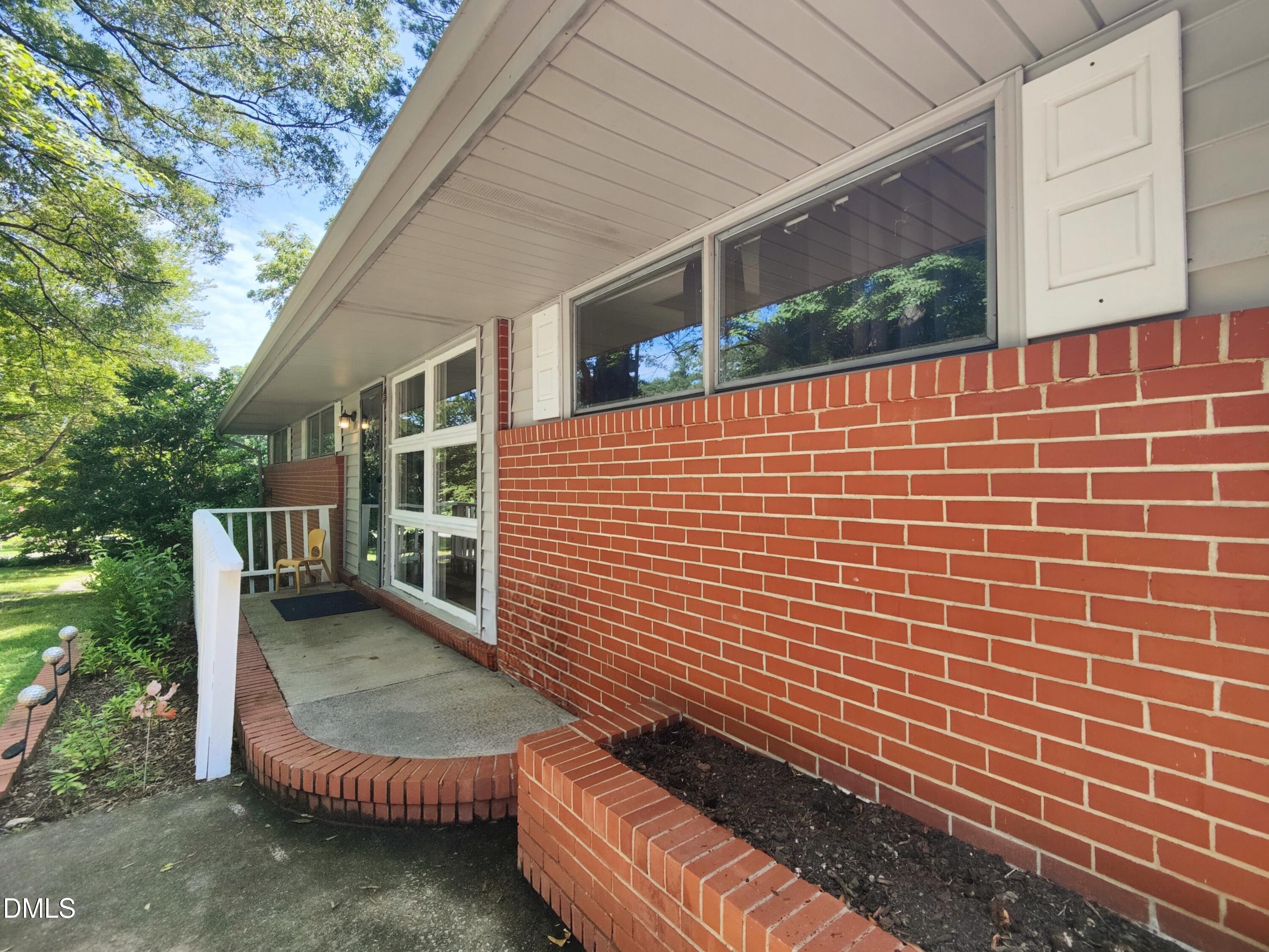 406 Avery Street Garner, NC 27529 - Photo 8 of 55 Front Entry Curved Brick