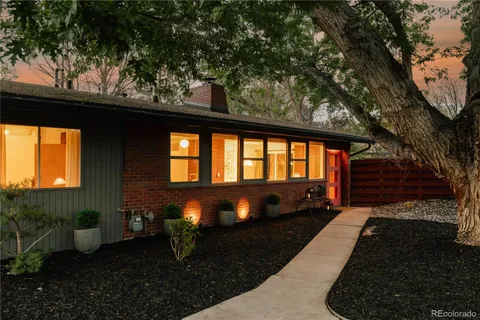 $850,000 | 2940 South Marion Street, Englewood, CO 80113