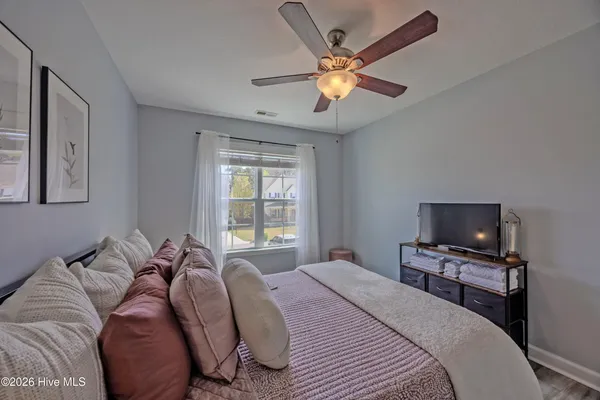 $385,000 | 1007 Meridian Drive, Sneads Ferry, NC 28460