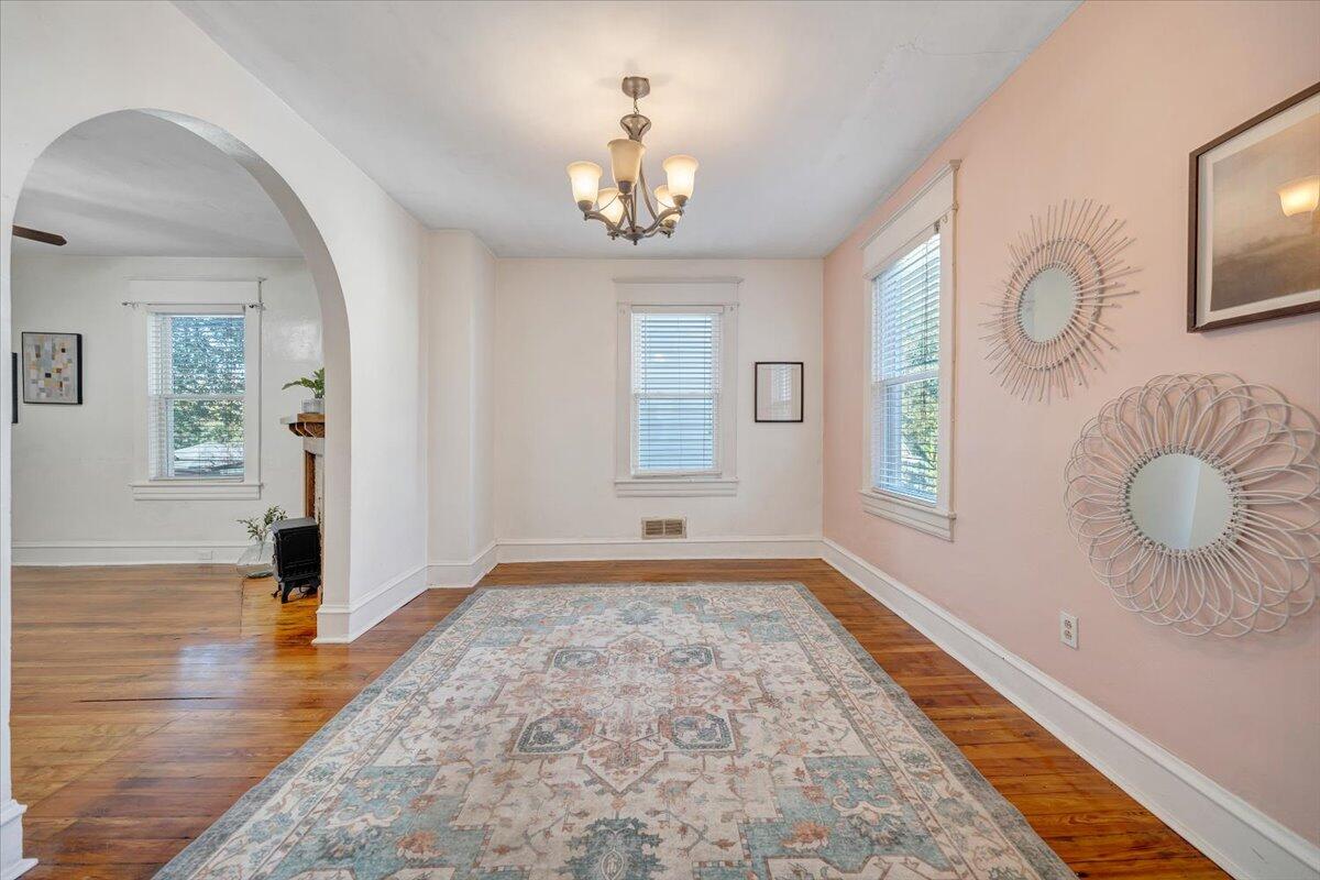 1008 5th Street Southeast Roanoke, VA 24013 - Photo 14 of 60 14-MIB07498