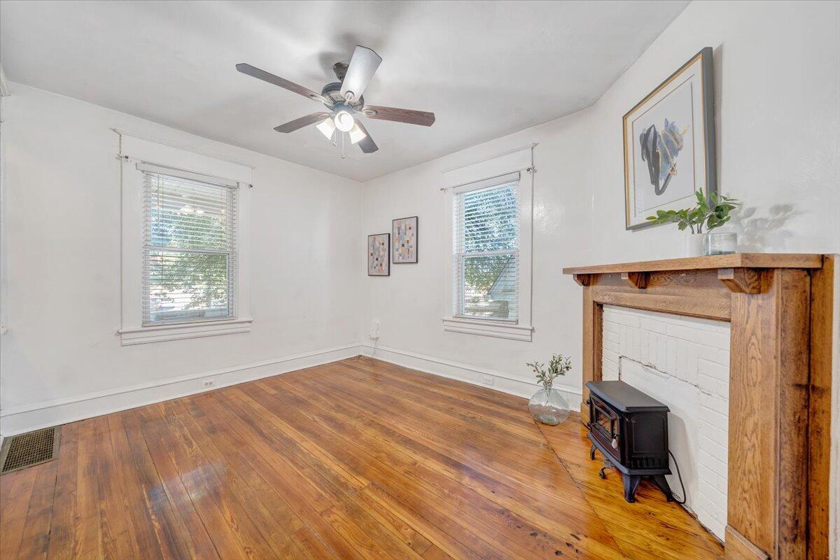 1008 5th Street Southeast Roanoke, VA 24013 - Photo 6 of 60 06-MIB07474