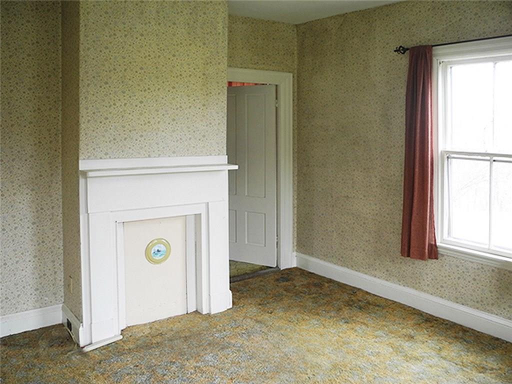 2069 Alna Road Alna, ME 04535 - Photo 9 of 19 LIVING ROOM