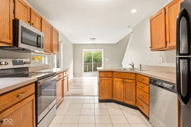 $1,920 | 9989 Worthington Boulevard, Fishers, IN 46038