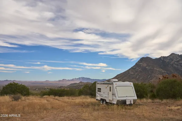 a view of a large building