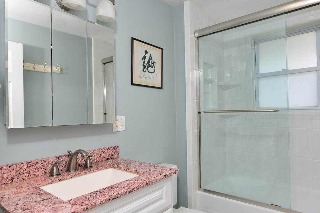 115 Elmlawn Road Braintree, MA 02184 - Photo 21 of 32 Gallery Image 21