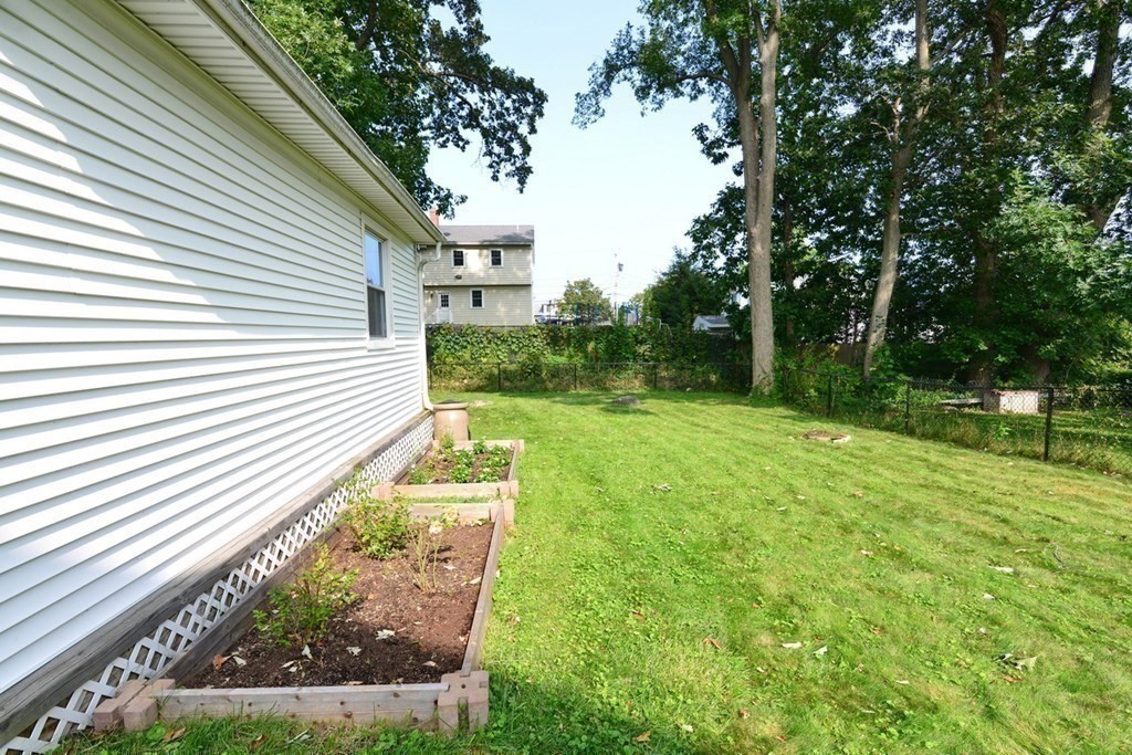 115 Elmlawn Road Braintree, MA 02184 - Photo 26 of 32 Gallery Image 26