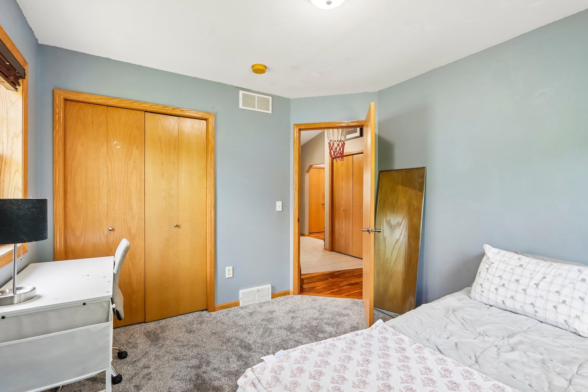 321 4th Street Brooklyn, WI 53521 - Photo 31 of 53