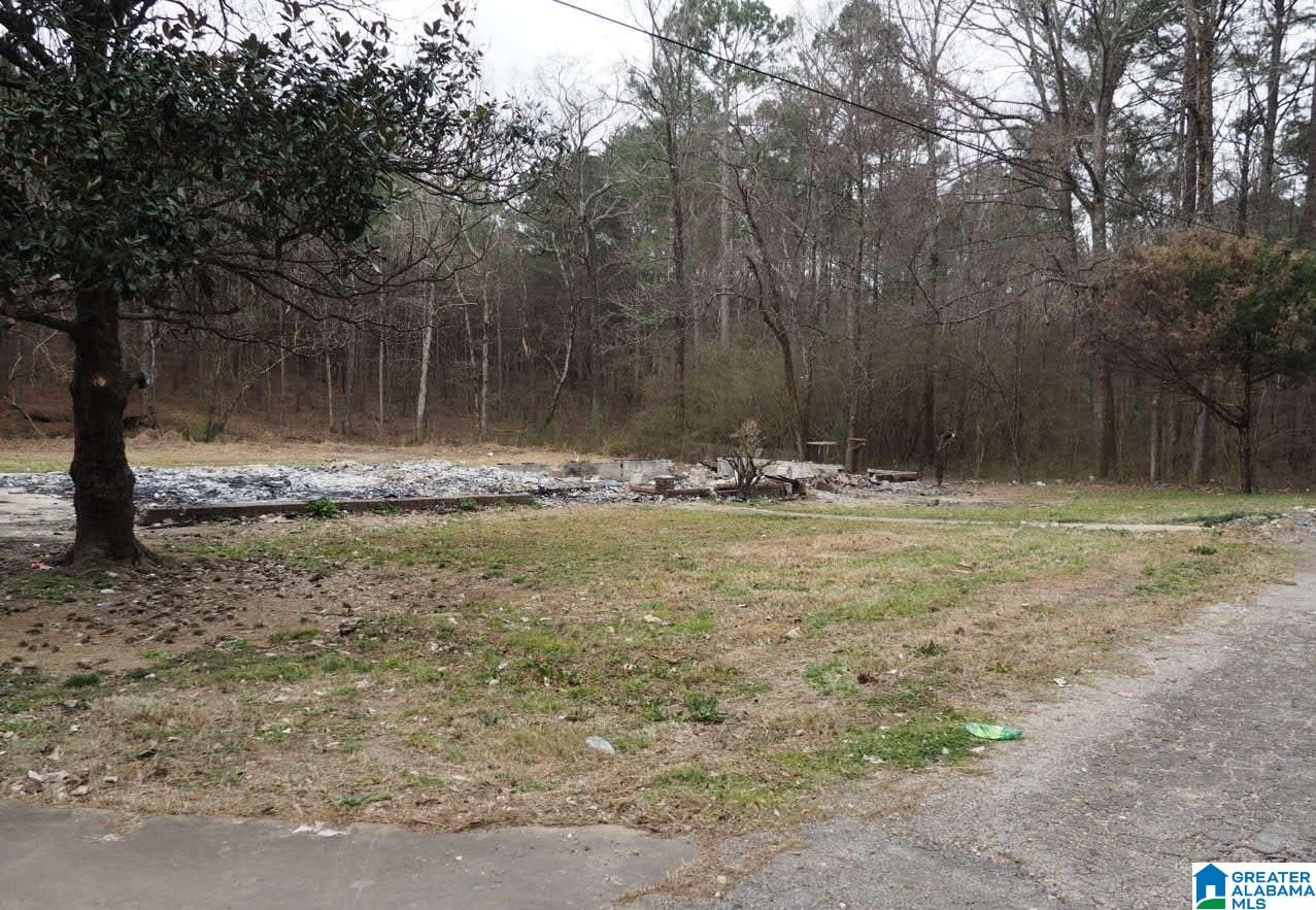 307 Liberty Road, Unit 13 Jasper, AL 35501 - Photo 3 of 5 Gallery Image 3