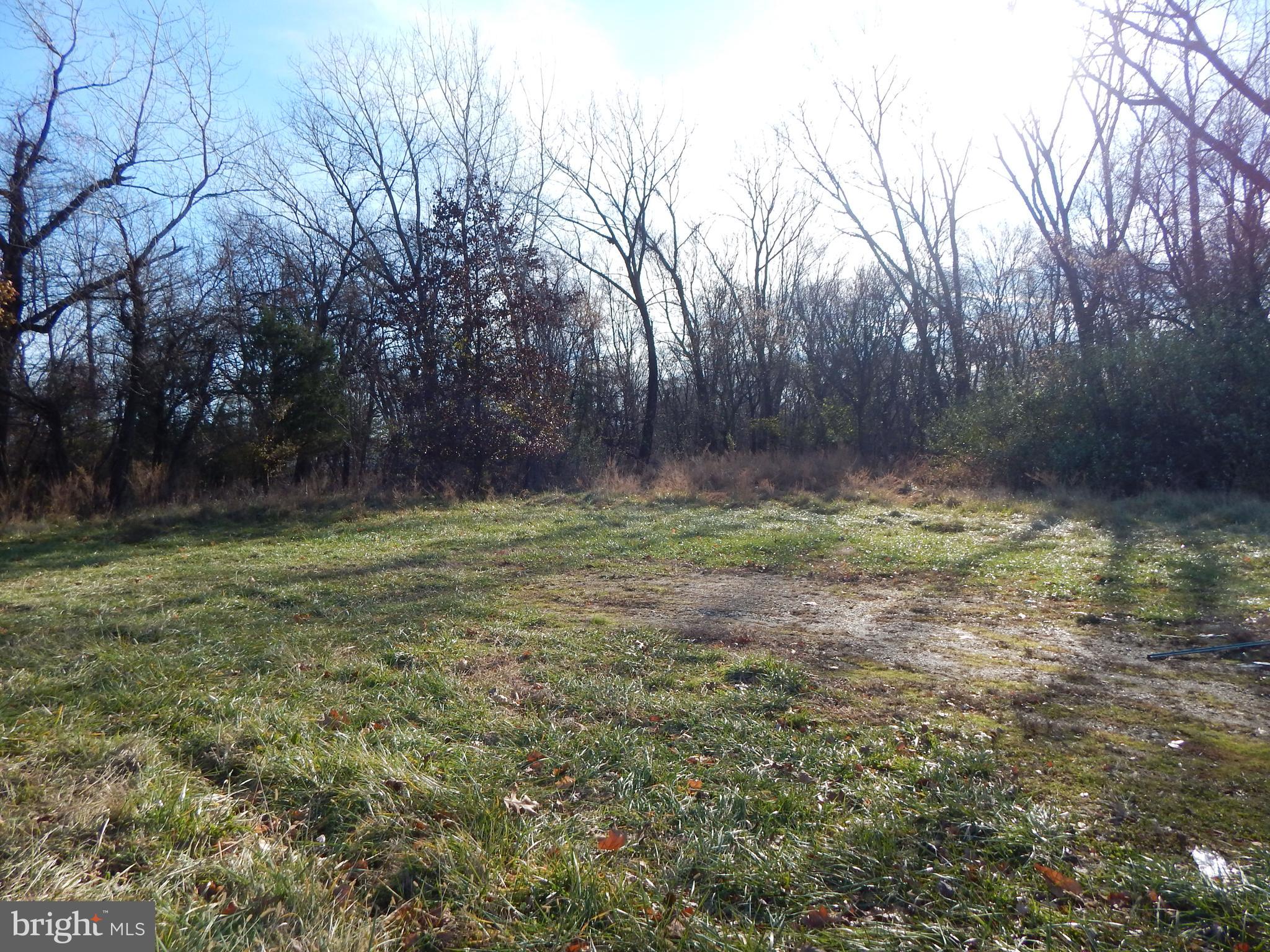 Edinburg Road Hamilton, NJ 08690 - Photo 4 of 8 6.1 Acres