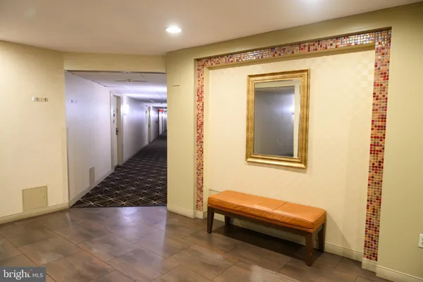 a view of livingroom with furniture