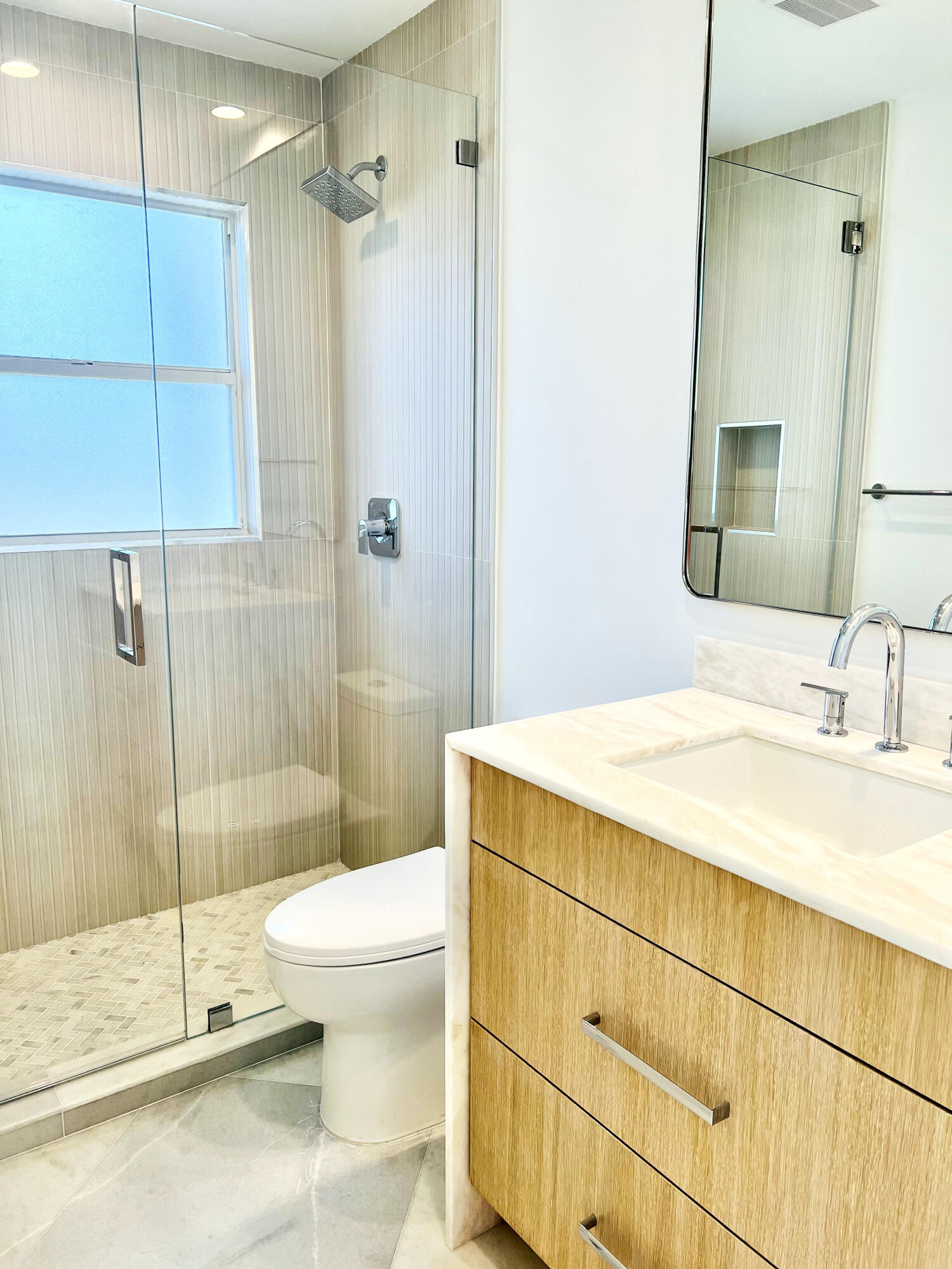 2468 Northwest 67th Street Boca Raton, FL 33496 - Photo 14 of 22 Guest bathroom