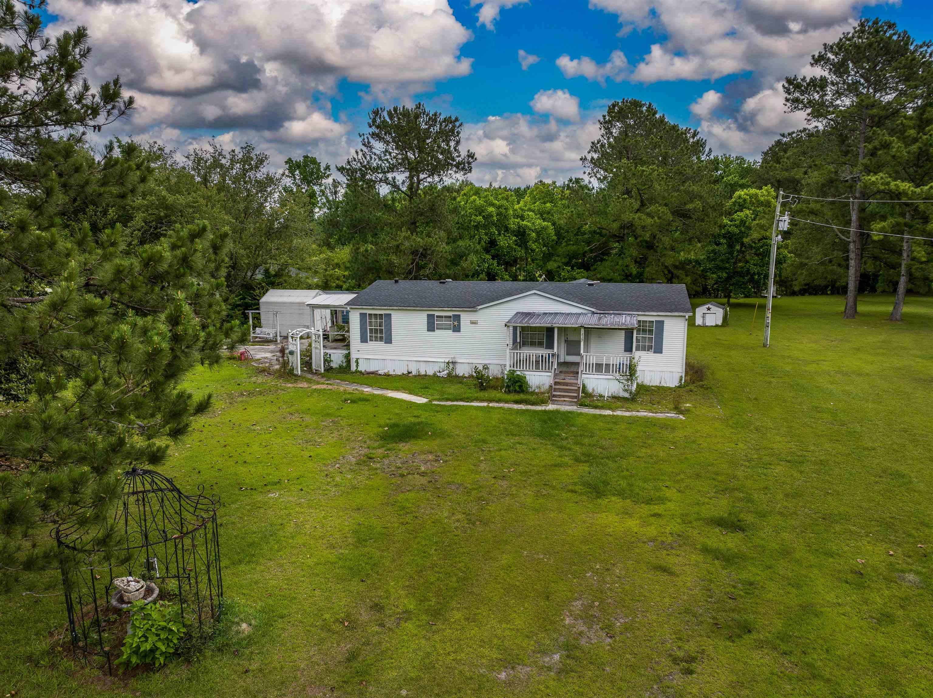 1839 Sarvis Road Loris, SC 29569 - Photo 2 of 33