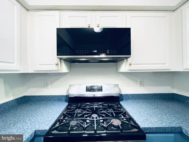 $2,500 | 3005 Creekside Court, Unit 43, Warrington, PA 18976