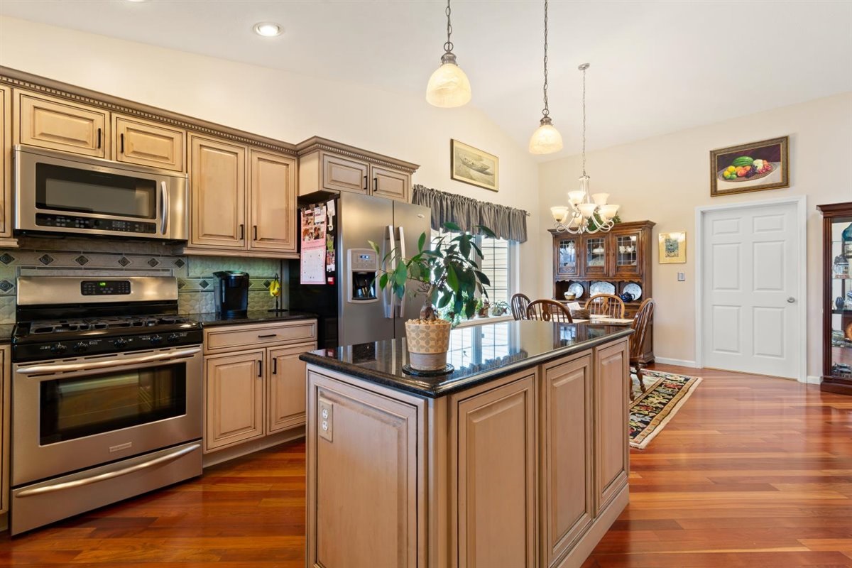 401 Treeline Lane Springfield, IL 62703 - Photo 11 of 40 Gallery Image 11
