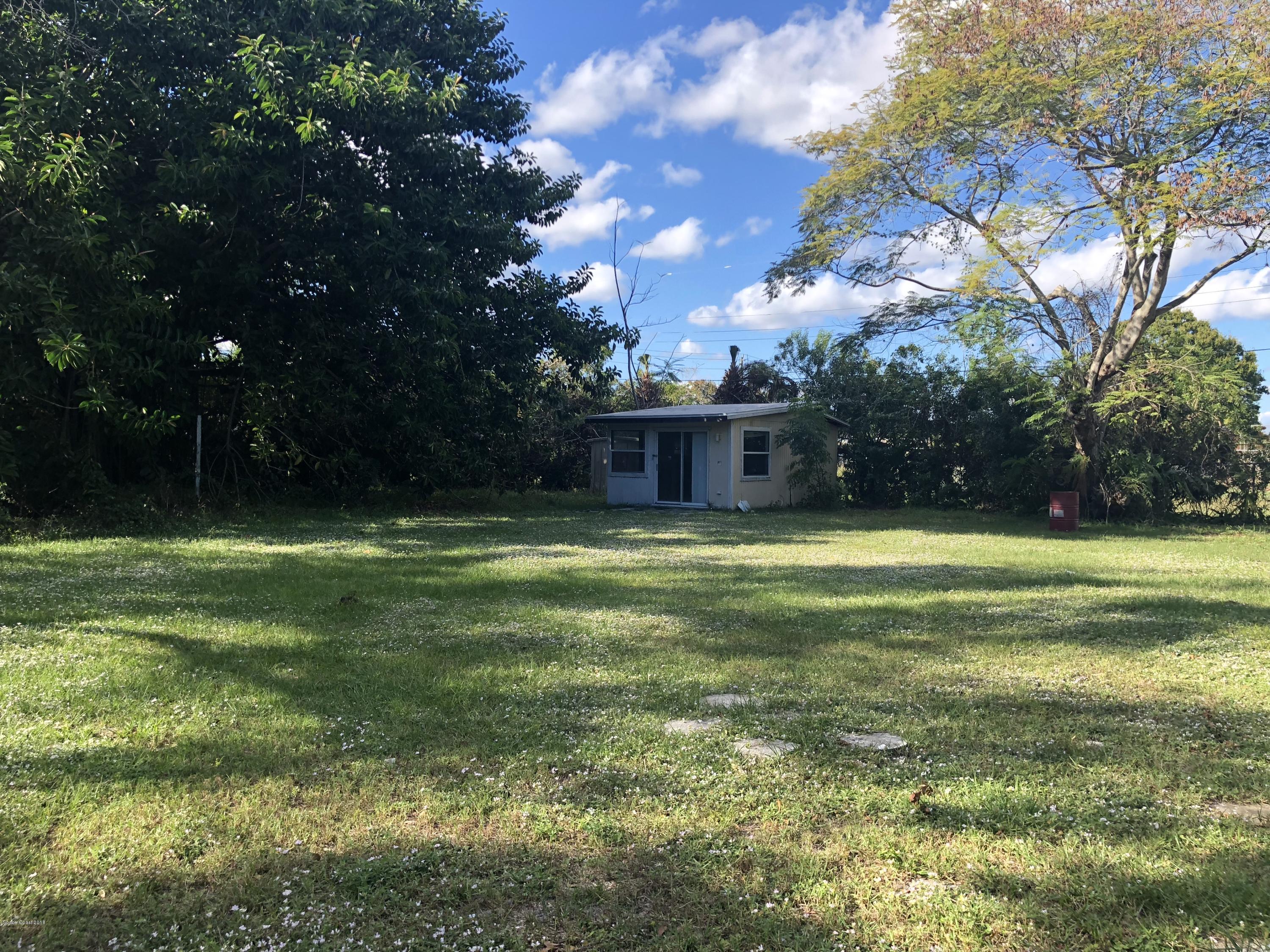 416 West Rutgers Street Melbourne, FL 32901 - Photo 4 of 4 backyard