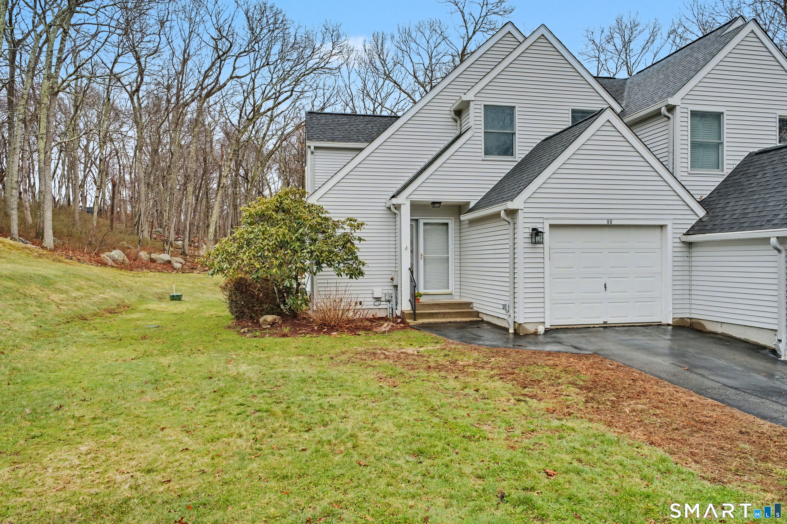 11 Windy Ridge Place, Unit 11 Waterford, CT 06385 - Photo 2 of 27