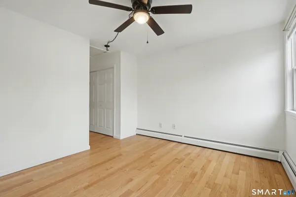 $390,000 | 11 Windy Ridge Place, Unit 11, Waterford, CT 06385