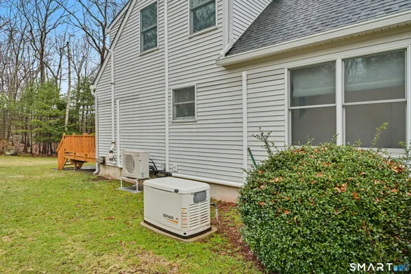 $390,000 | 11 Windy Ridge Place, Unit 11, Waterford, CT 06385