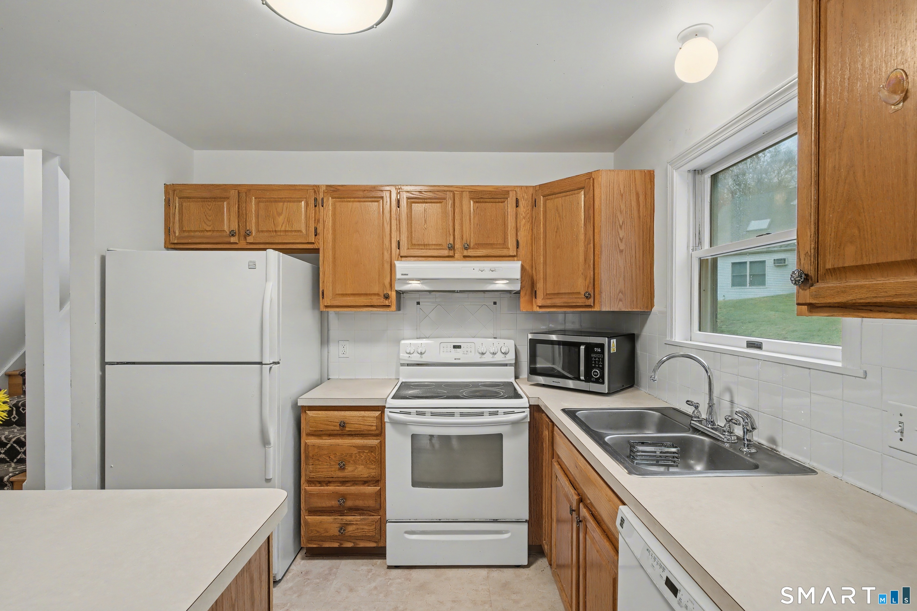 11 Windy Ridge Place, Unit 11 Waterford, CT 06385 - Photo 10 of 27