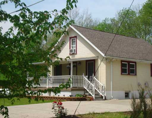 4676 Lower Valley Springfield, OH 45506 - Photo 2 of 24