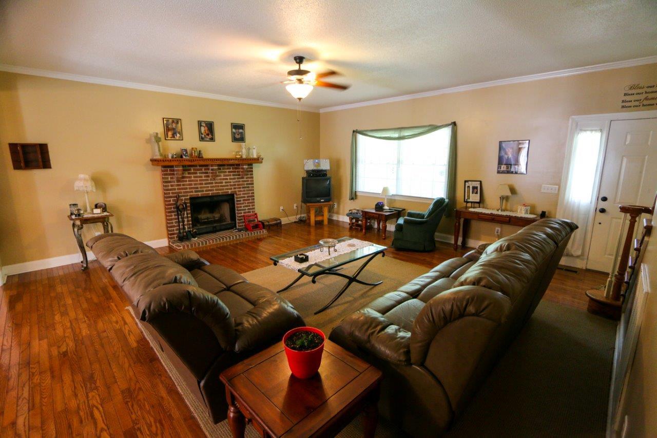 5551 Hunter Road Ooltewah, TN 37363 - Photo 12 of 32 IMG_1236