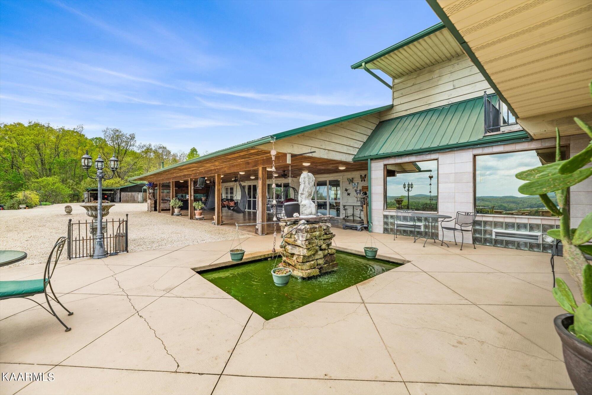 229 Bowers Road Harriman, TN 37748 - Photo 1 of 54 Gallery Image 1