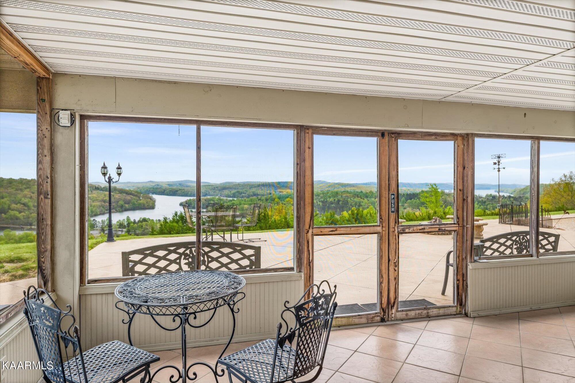 229 Bowers Road Harriman, TN 37748 - Photo 15 of 54 Gallery Image 15