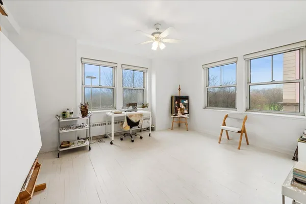 $480,000 | 5555 North Sheridan Road, Unit 316, Chicago, IL 60640