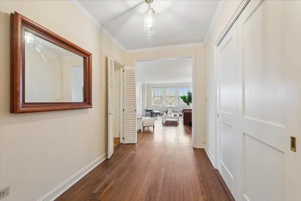 $480,000 | 5555 North Sheridan Road, Unit 316, Chicago, IL 60640