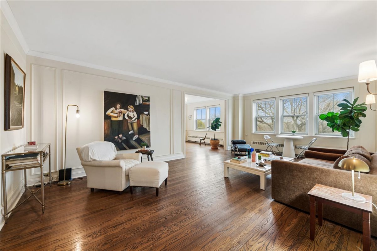 5555 North Sheridan Road, Unit 316 Chicago, IL 60640 - Photo 5 of 26