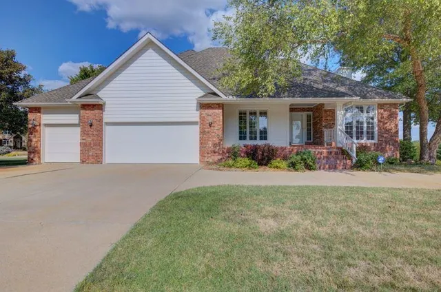 $309,000 | 3008 Cabrillo Drive, Winfield, KS 67156