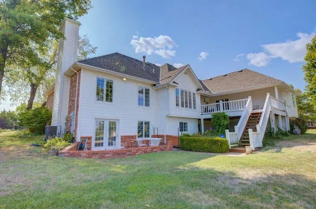 $309,000 | 3008 Cabrillo Drive, Winfield, KS 67156