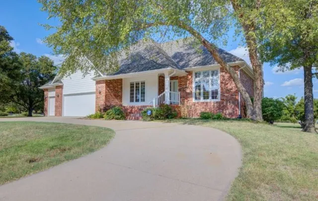 $309,000 | 3008 Cabrillo Drive, Winfield, KS 67156