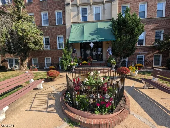 $2,300 | 264 Prospect Street, Unit C 4, Westfield, NJ 07090