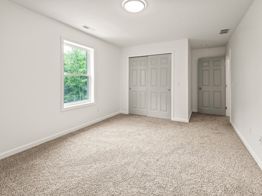 53 Coughlin Road Oxford, MA 01537 - Photo 25 of 37 Gallery Image 25