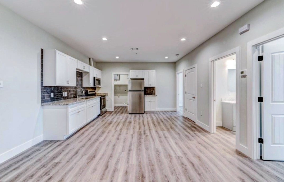 2906 Berry Road, Unit 2 Houston, TX 77093 - Photo 5 of 12 Gallery Image 5